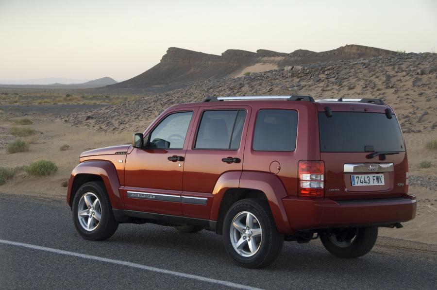  Jeep Cherokee 2008 года  (фото 78 из 161)